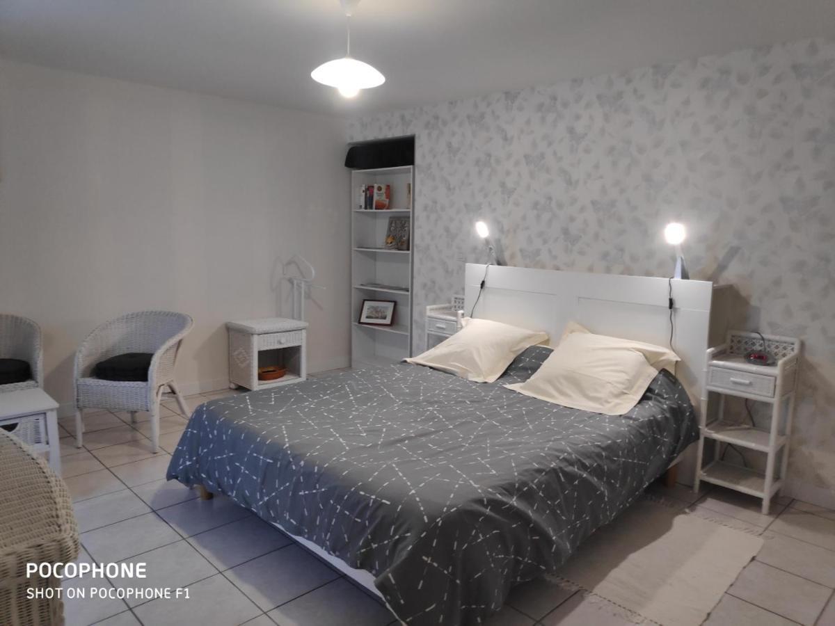 Logis De Chezelles Bed & Breakfast Sidiailles Luaran gambar